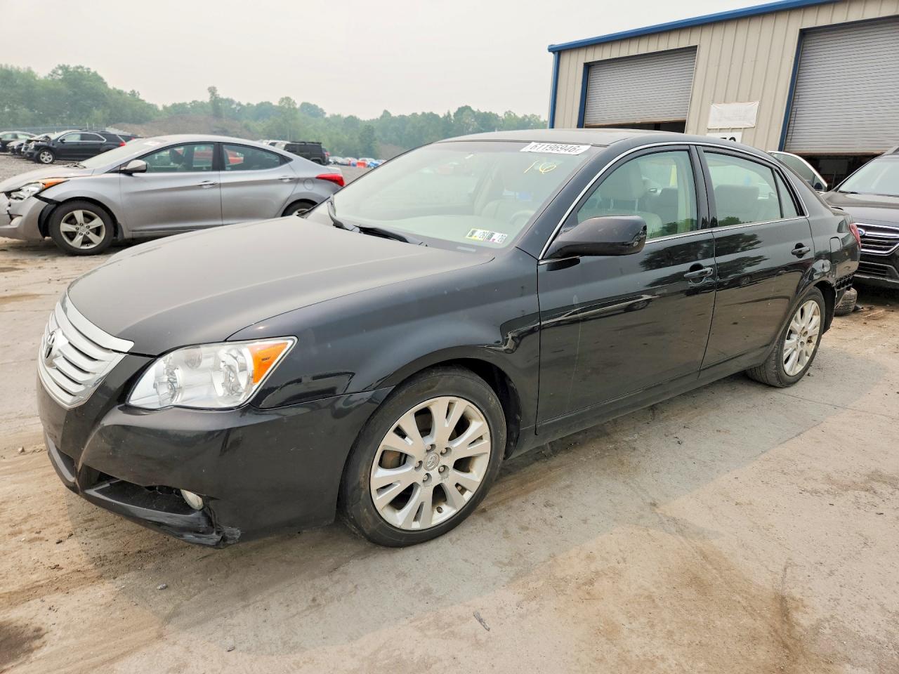 2009 Toyota Avalon XLS, VIN 4T1BK36B89U343301 — Зад