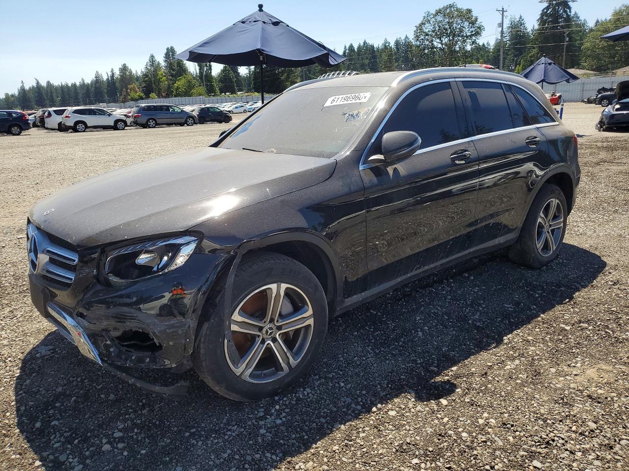 2017 Mercedes-Benz GLC 300, VIN WDC0G4KB0HV002826 — Front end