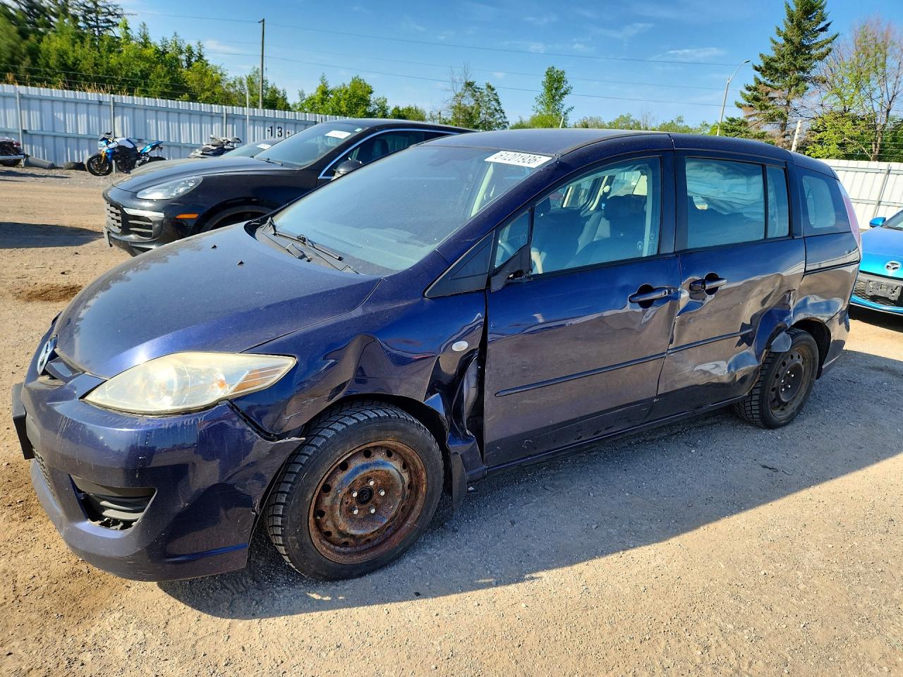 2008 Mazda 5 Sport, VIN JM1CR293080318580 — Бок