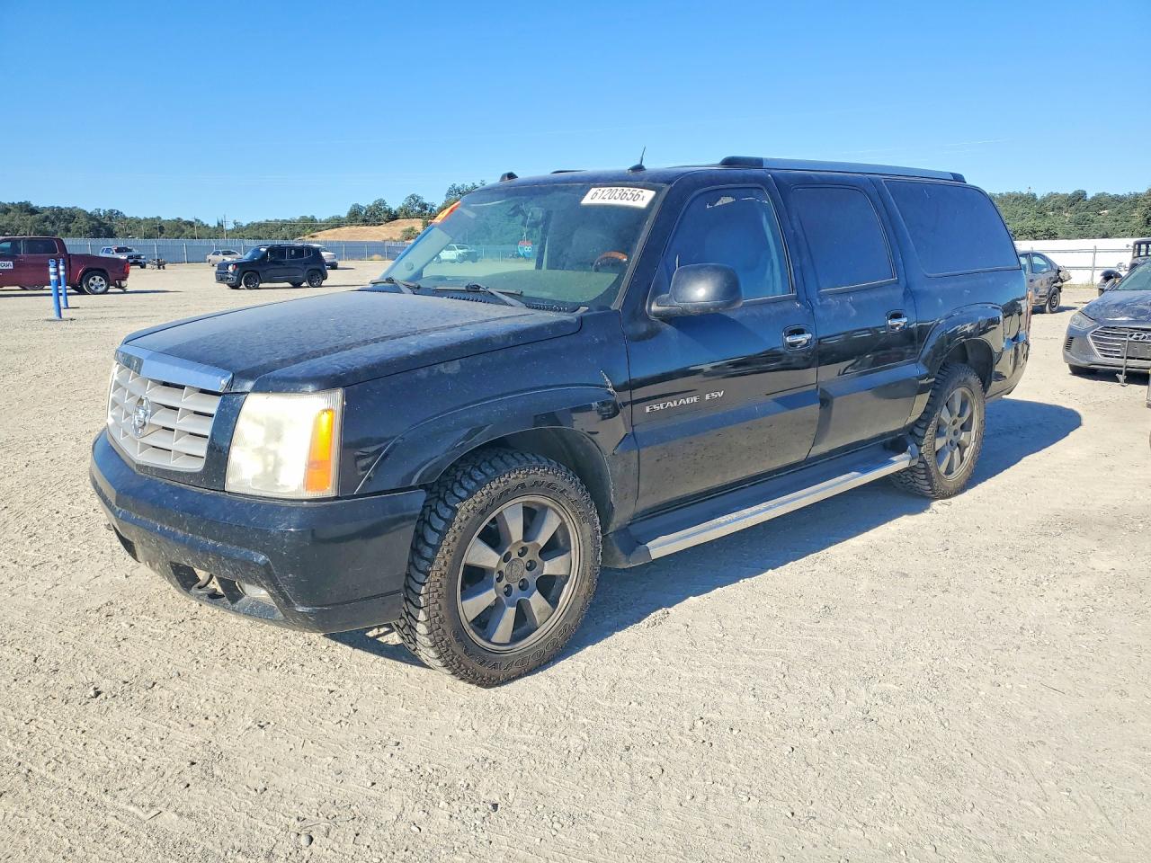 2005 Cadillac Escalade ESV, VIN 3GYFK66N85G267250 — Rear end