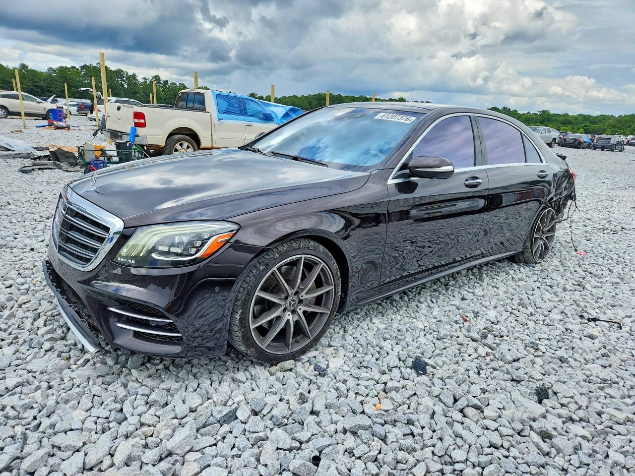 2019 Mercedes-Benz S 560, VIN WDDUG8DB5KA480370 — Зад