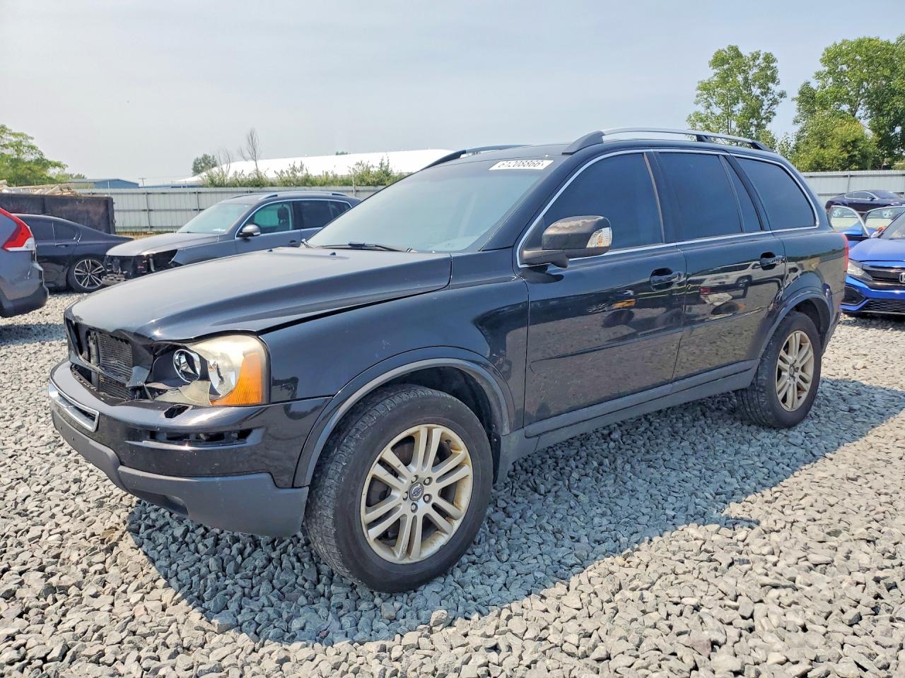 2012 Volvo XC90, VIN YV4952CZ8C1608391 — Front end