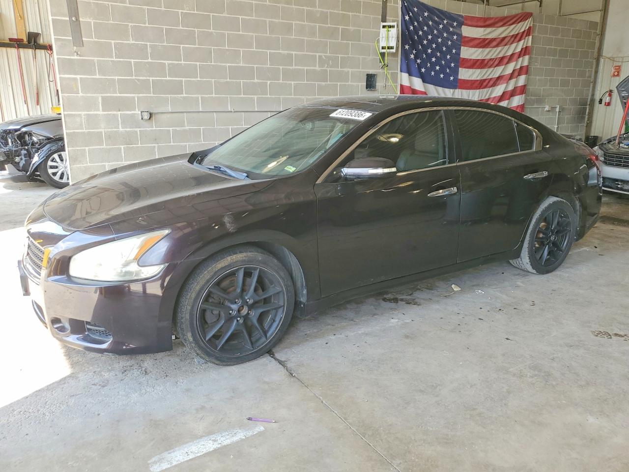2011 Nissan Maxima S, VIN 1N4AA5APXBC851000 — Мелкие вмятины и царапины