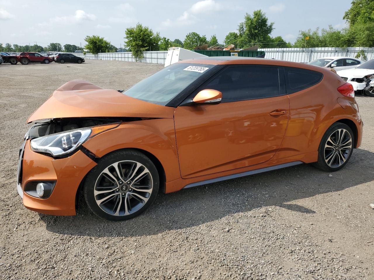 2016 Hyundai Veloster Turbo, VIN KMHTC6AE5GU293300 — Front end