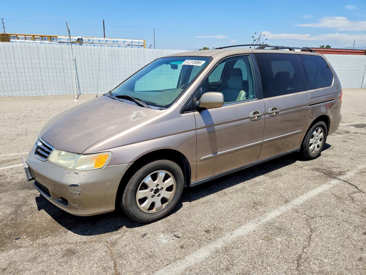 2003 Honda Odyssey EX-L, VIN 5FNRL18973B105440 — Rear end