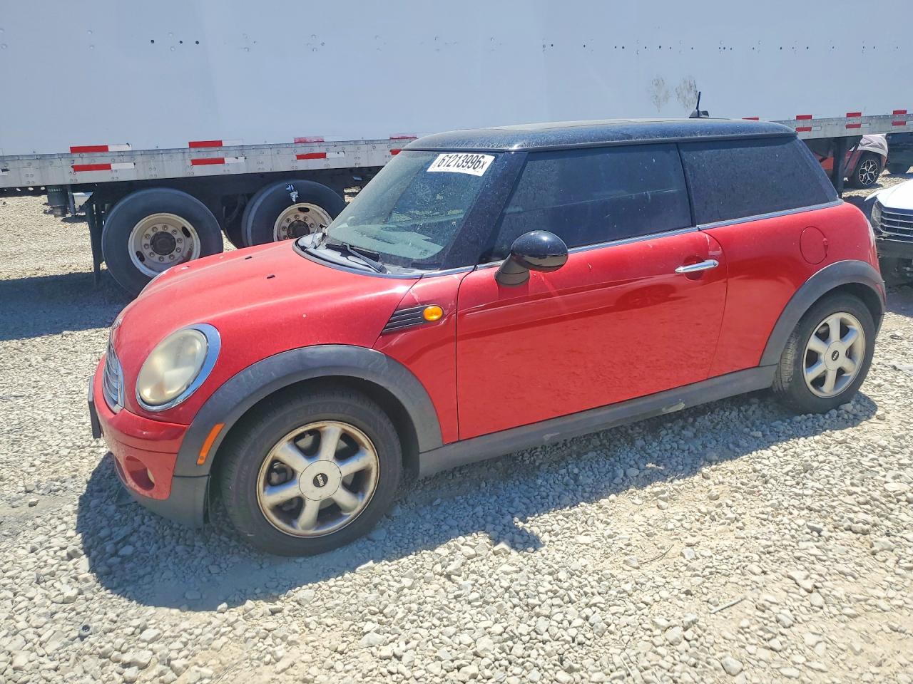 2008 MINI Hardtop, VIN WMWMF33588TT59953 — Мелкие вмятины и царапины