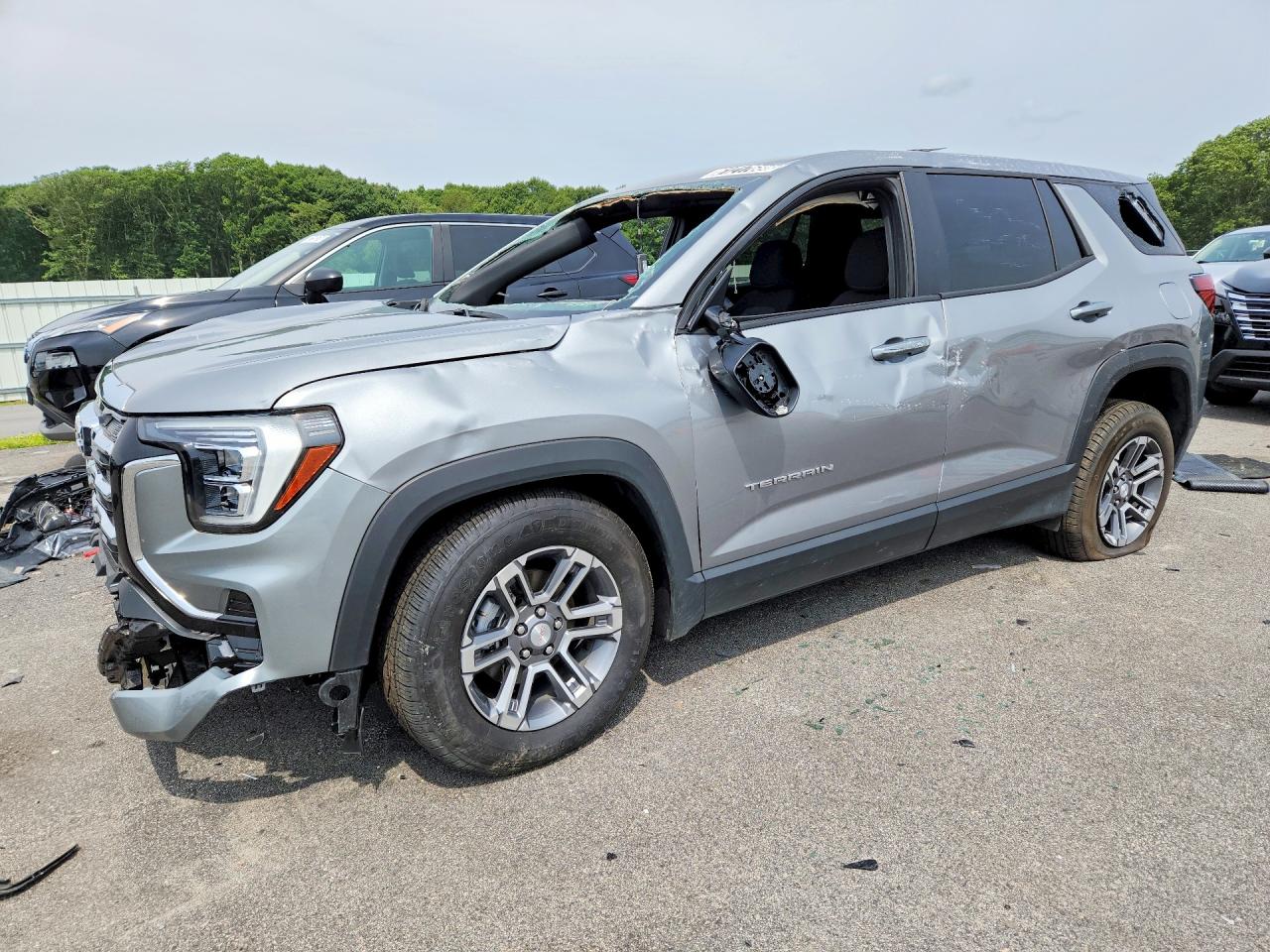 2025 GMC Terrain AWD Elevation, VIN 3GKALUEG1SL221366 — Front end