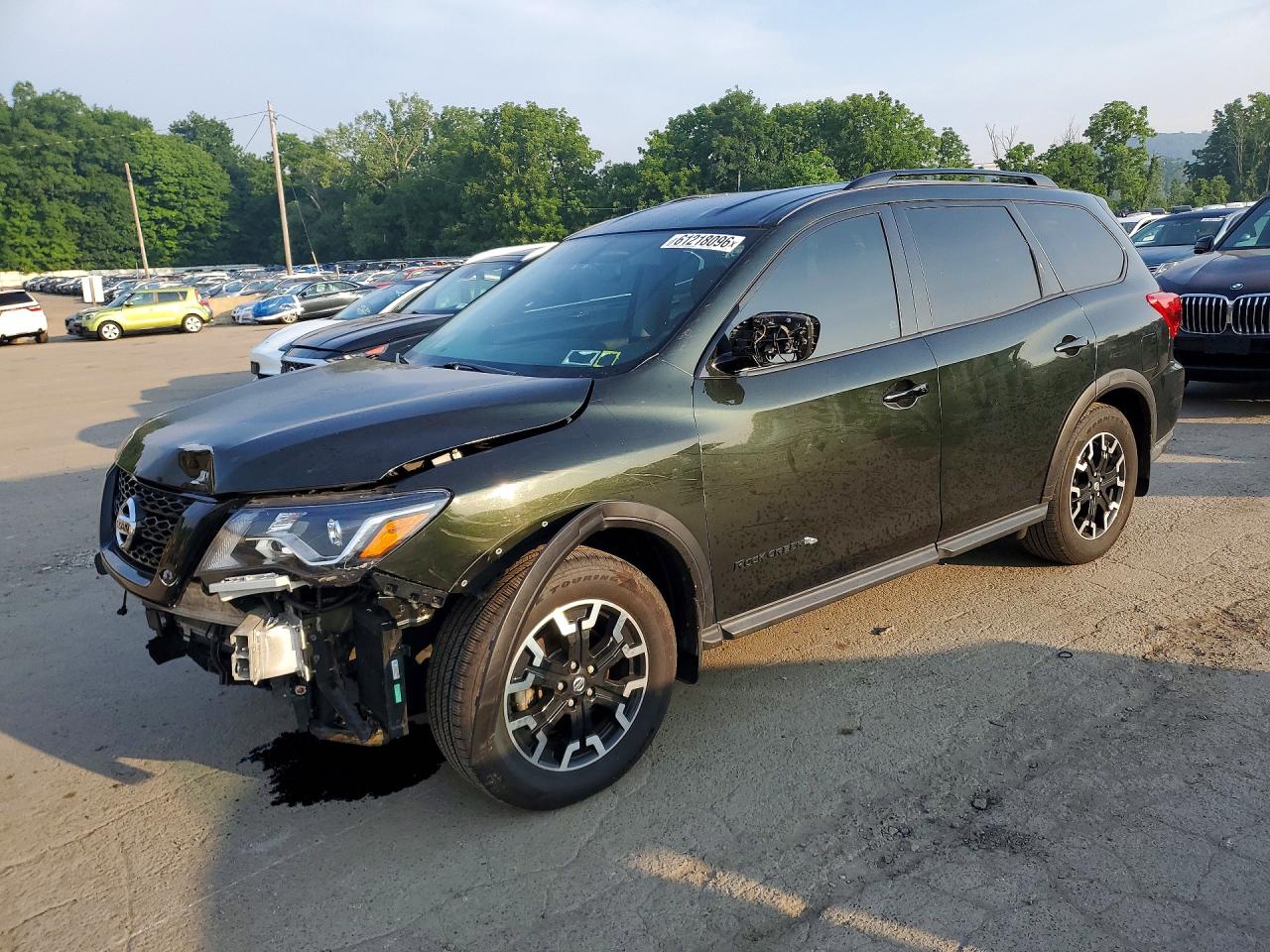 2020 Nissan Pathfinder SV, VIN 5N1DR2BM6LC580811 — Перед