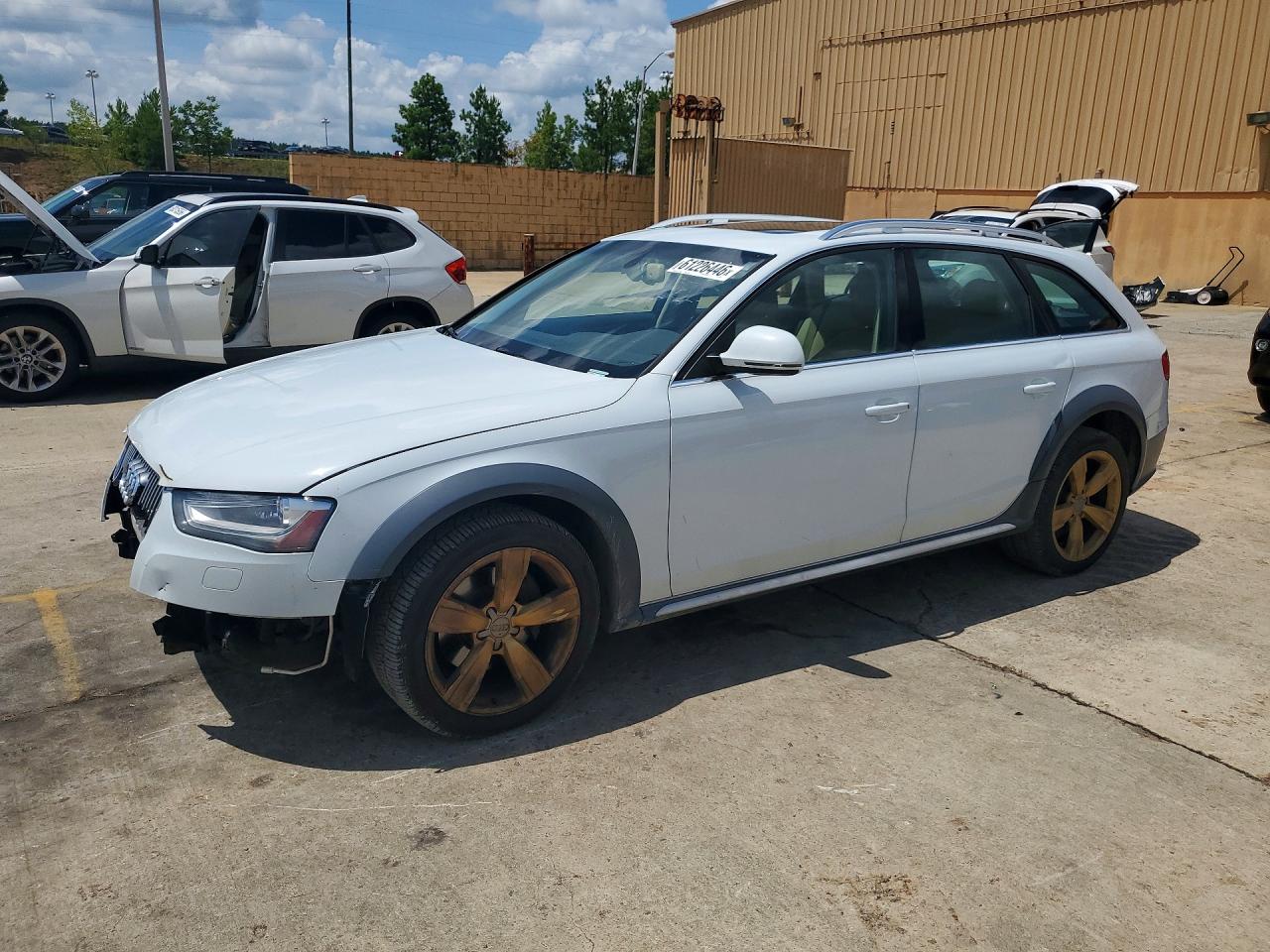 2013 Audi allroad A4 Prestige, VIN WA1VFAFL2DA167577 — Normal wear