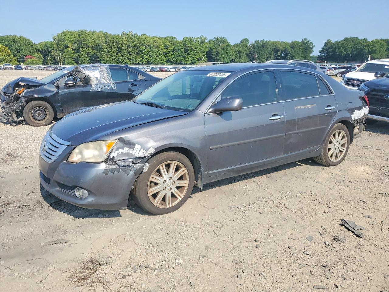 2010 Toyota Avalon Limited, VIN 4T1BK3DB4AU370857 — Rear end