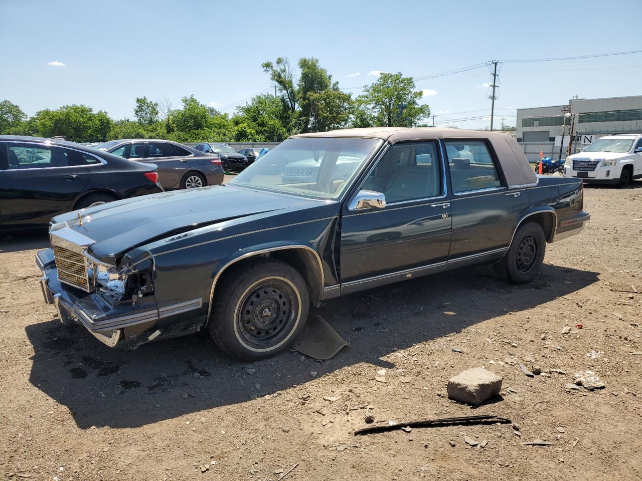 1987 Cadillac Deville/Fleetwood Deville, VIN 1G6CD5180H4239140 — Front end