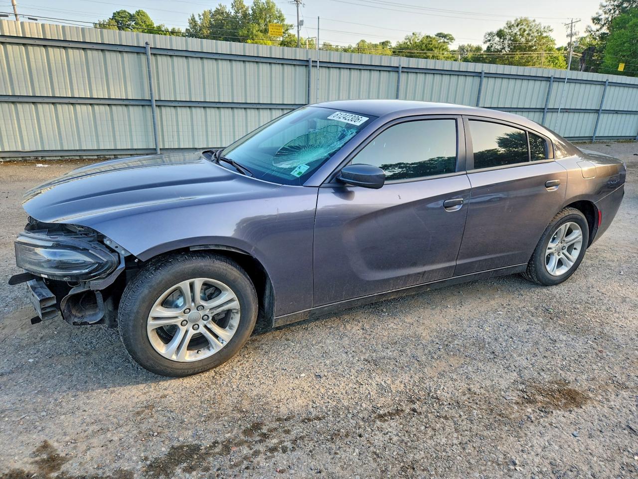 2018 Dodge Charger SXT, VIN 2C3CDXBGXJH173773 — Перед