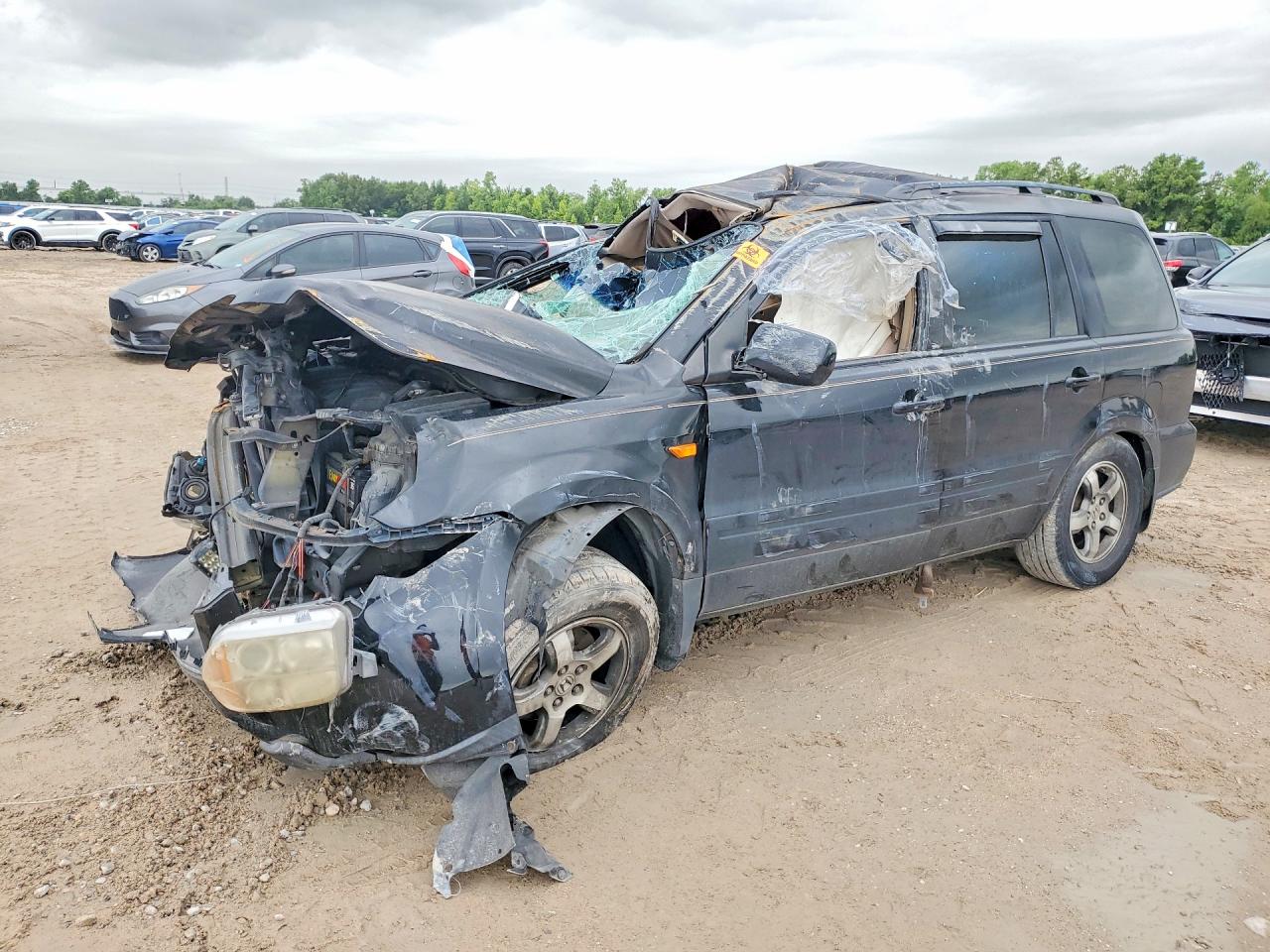 2008 Honda Pilot EX, VIN 5FNYF28498B012116 — Rollover