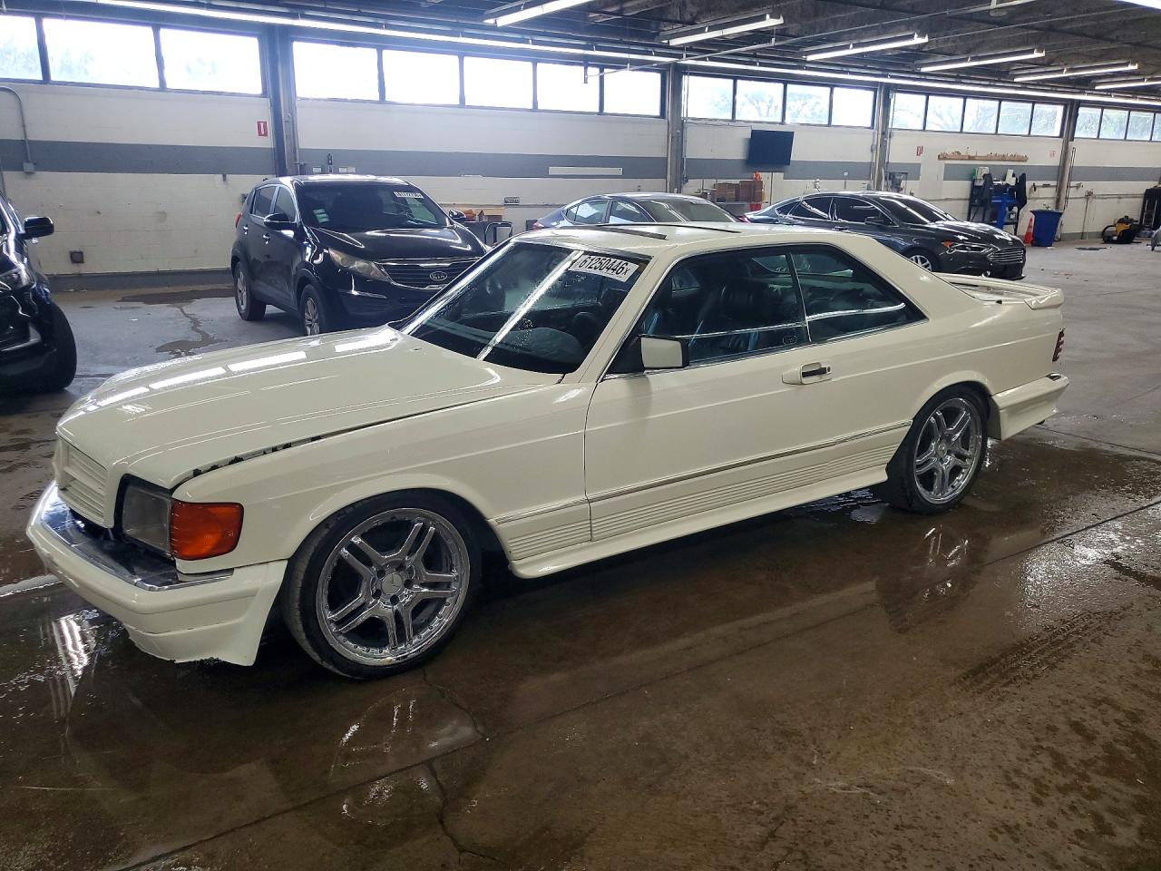 1984 Mercedes-Benz 500, VIN WDBCA44A3EA019226 — Minor dents and scratches
