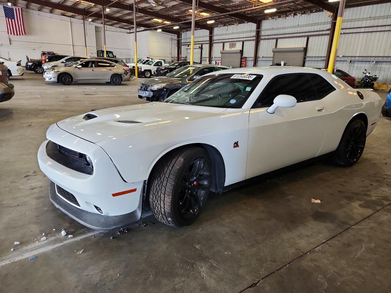 2020 Dodge Challenger R/T Scat Pack, VIN 2C3CDZFJXLH198595 — Front end