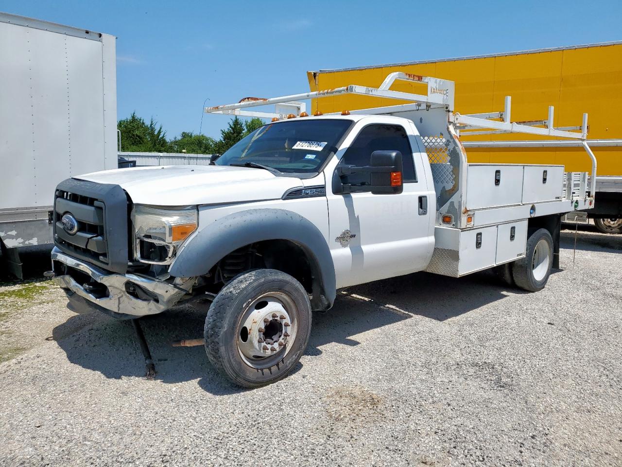 2016 Ford F-550 XL, VIN 1FDUF5GT9GEC32893 — Front end