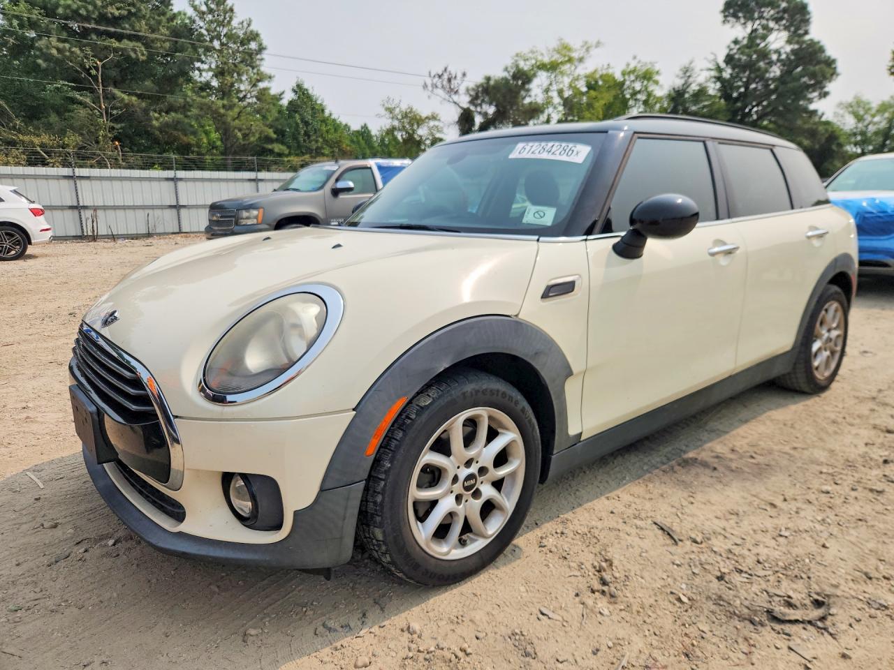 2016 MINI Clubman, VIN WMWLN5C52G2E30856 — Normal wear