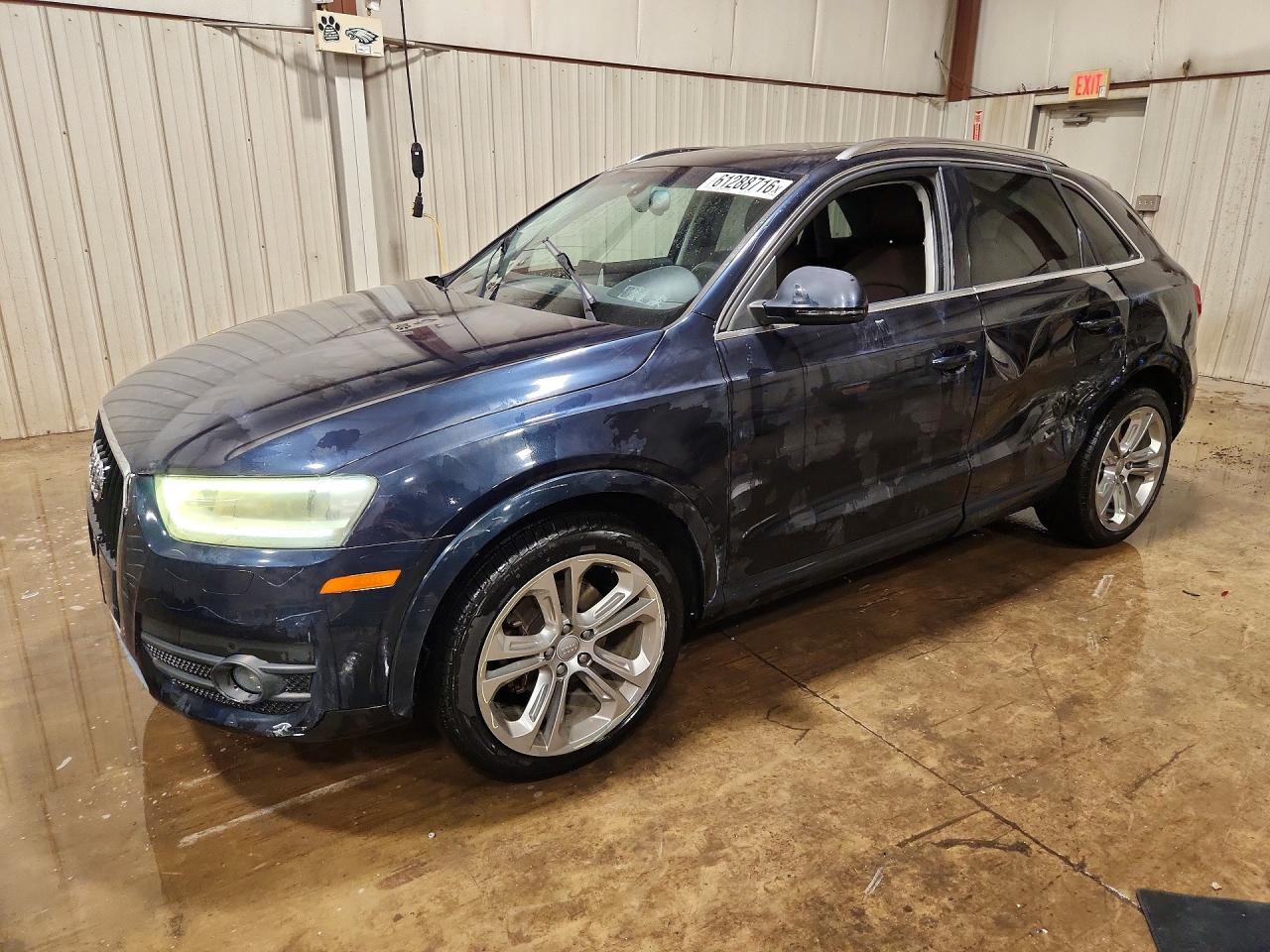2015 Audi Q3 Premium Plus, VIN WA1EFCFS6FR003630 — Бок