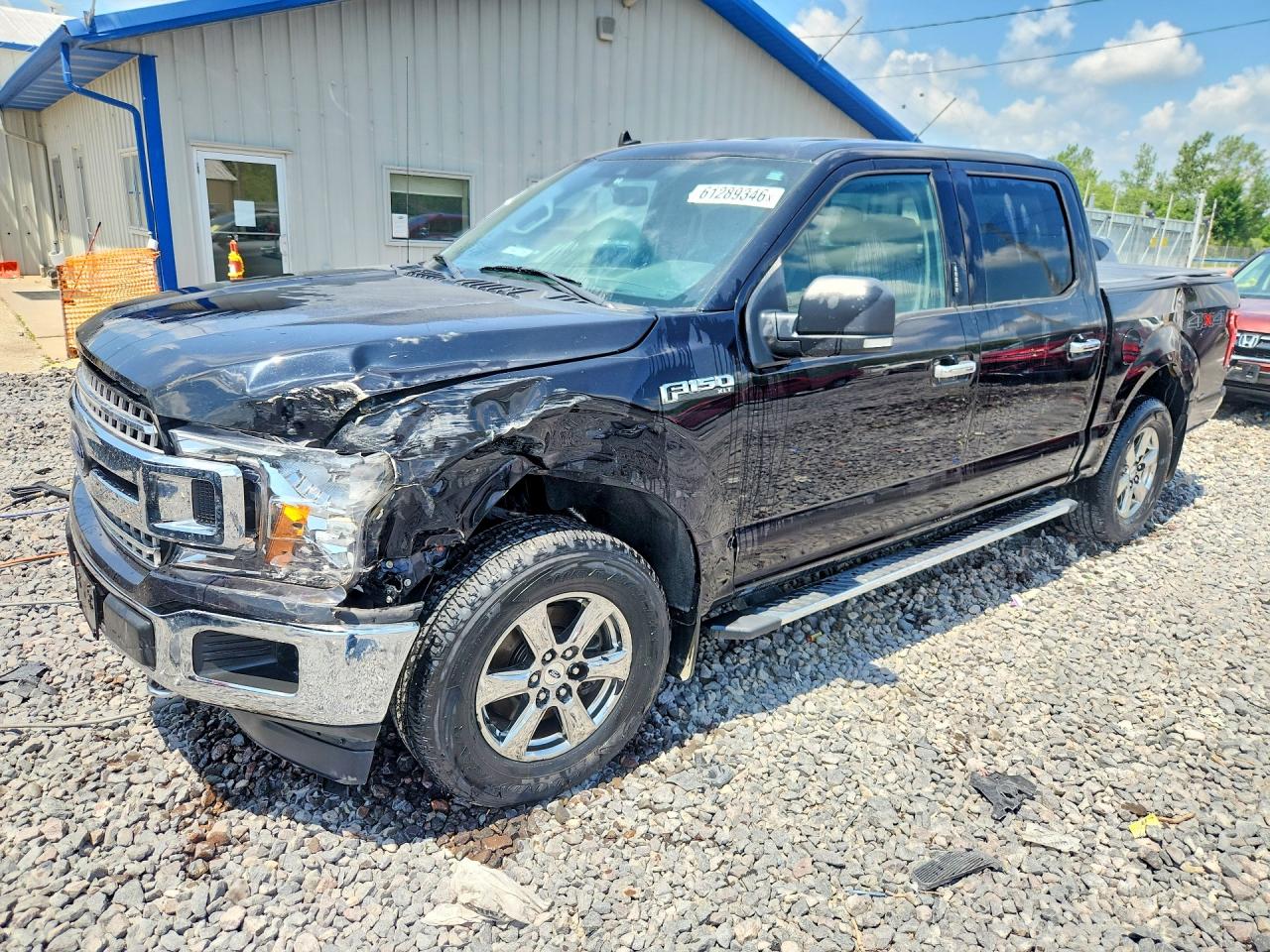 2020 Ford F-150 XL, VIN 1FTEW1EP6LKE37302 — Front end