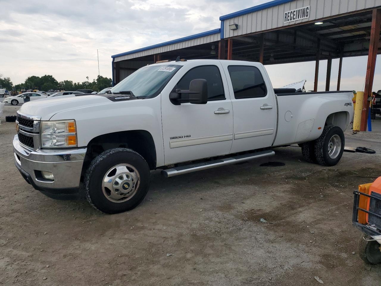 2013 Chevrolet Silverado 3500HD LTZ, VIN 1GC4K1C81DF109458 — Зад