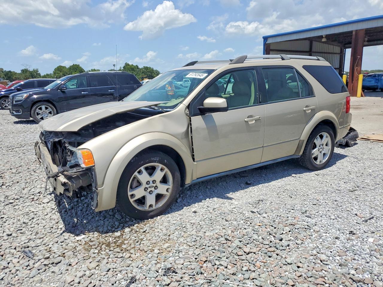 2005 Ford Freestyle Limited, VIN 1FMZK06165GA60151 — Front end