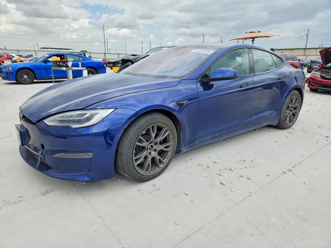 2022 Tesla Model S, VIN 5YJSA1E5XNF458752 — Undercarriage