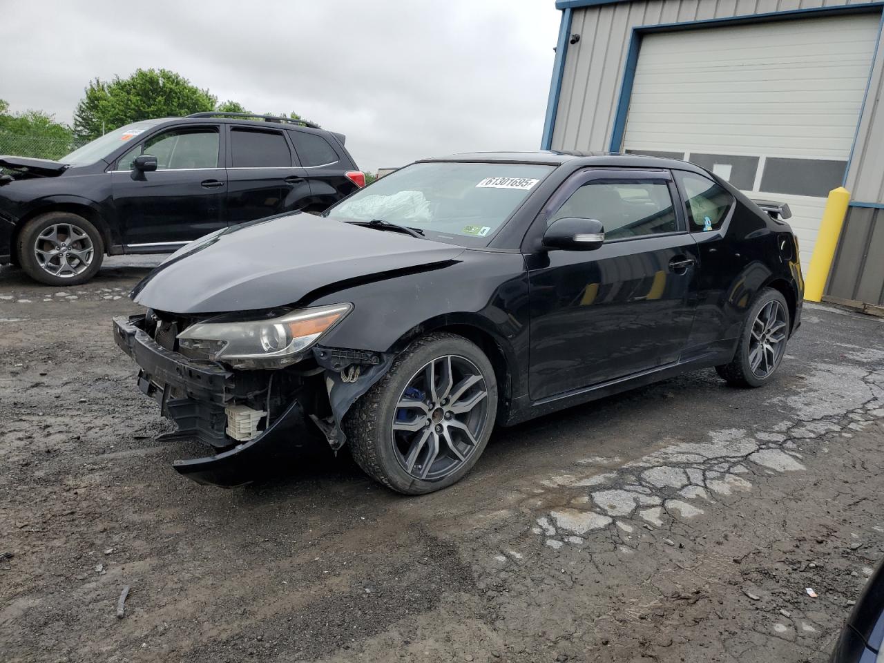 2014 Scion tC, VIN JTKJF5C72E3077346 — Front end