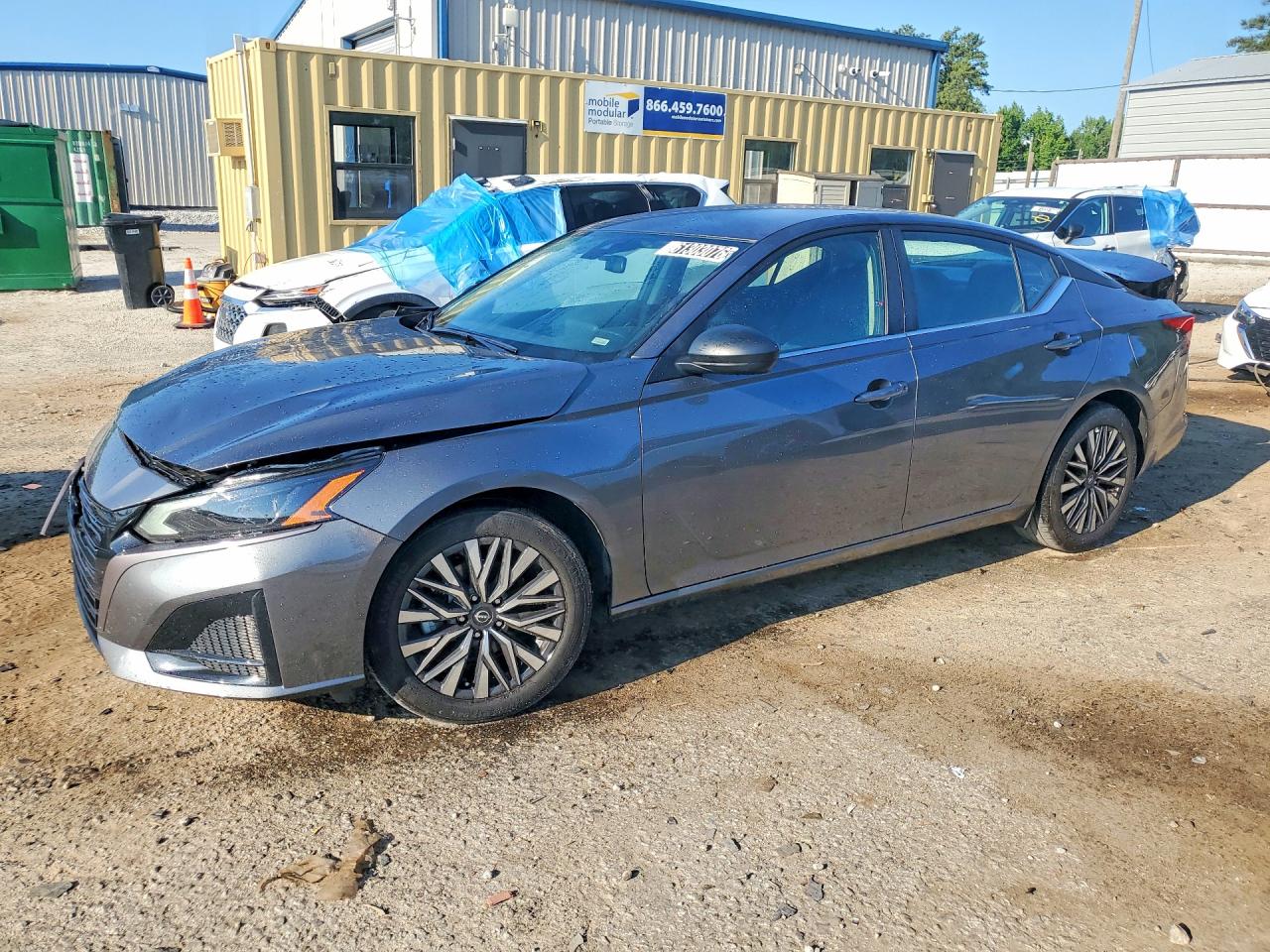 2026 Nissan Altima SV, VIN 1N4BL4DV7TN316280 — Front end