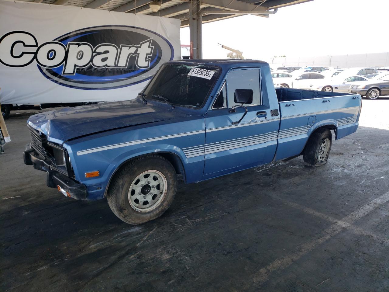 1984 Mazda B-Series, VIN JM2UC1210E0897912 — Front end