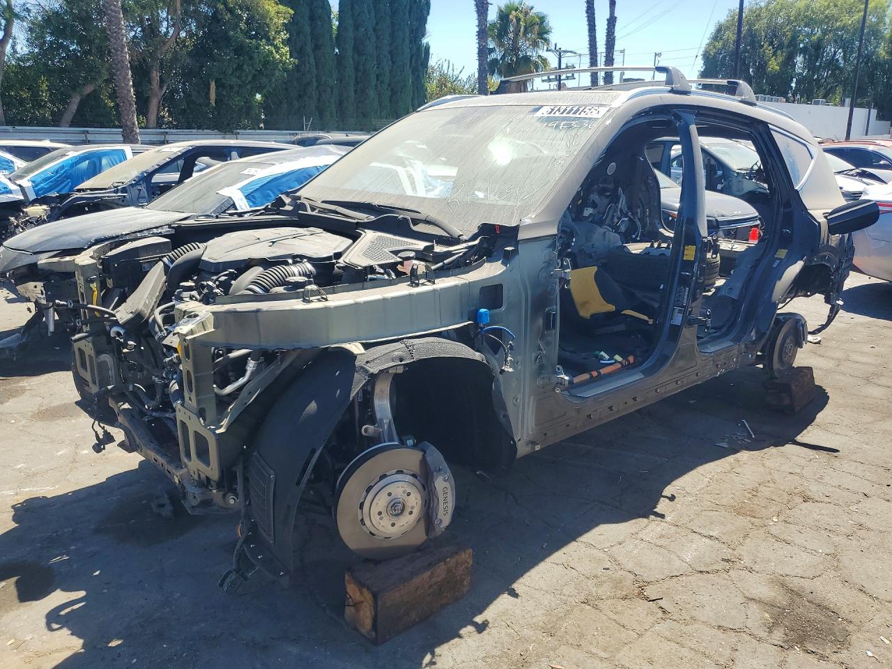 2026 Genesis GV80 Prestige, VIN KMUHEESC7TU309936 — Stripped