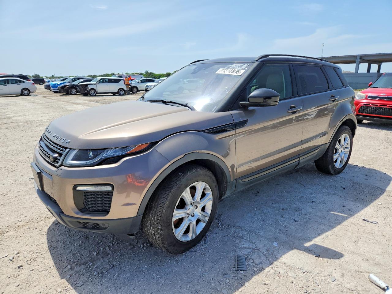 2018 Land Rover Range Rover Evoque SE, VIN SALVP2RX8JH288763 — Minor dents and scratches