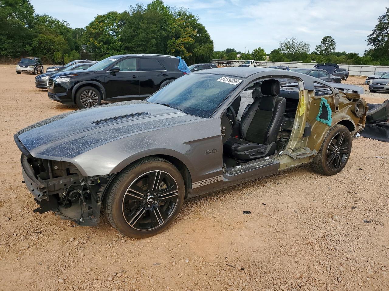 2013 Ford Mustang GT Premium, VIN 1ZVBP8CF0D5235801 — Rear end