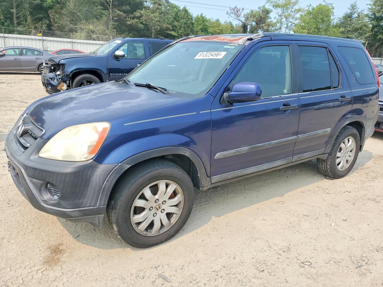 2005 Honda CR-V EX, VIN SHSRD78805U332066 — Stripped