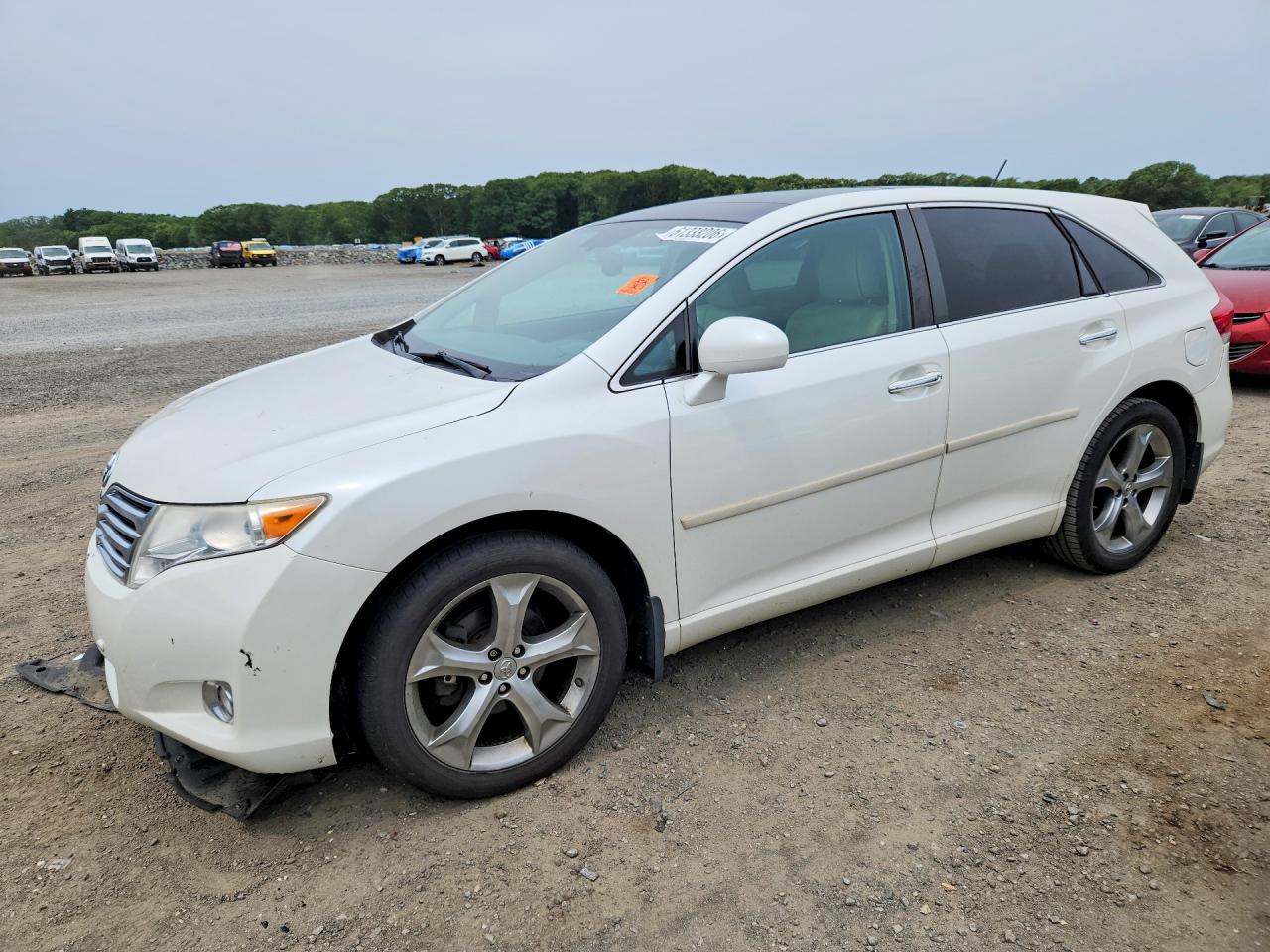 2011 Toyota Venza, VIN 4T3BK3BBXBU049112 — Front end