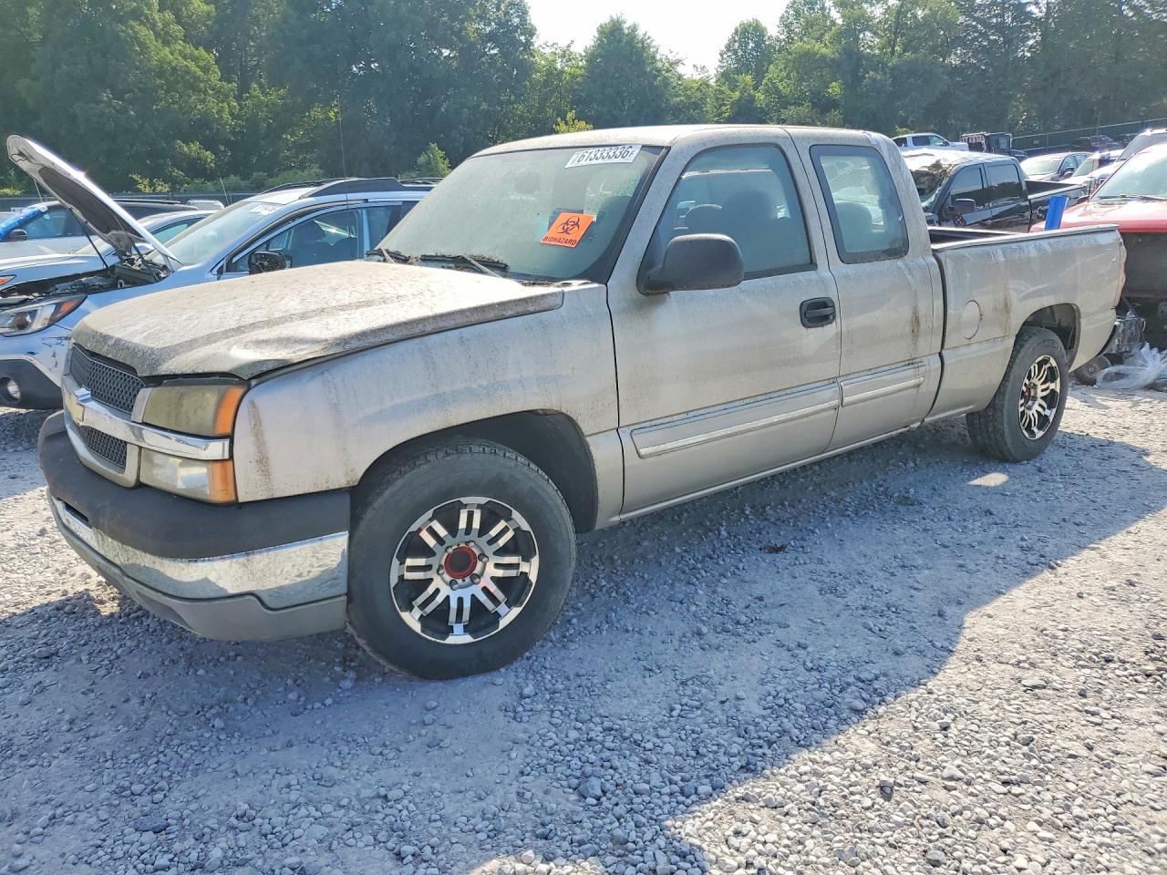2005 Chevrolet Silverado 1500 LS, VIN 1GCEC19V75Z107177 — Rear end