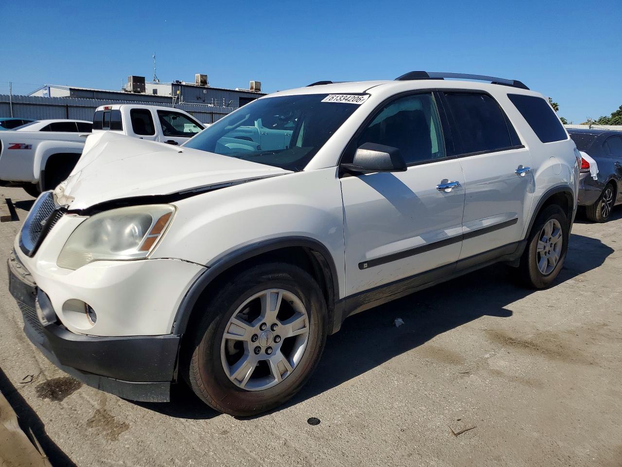 2010 GMC Acadia SL, VIN 1GKLVKED3AJ156717 — Перед