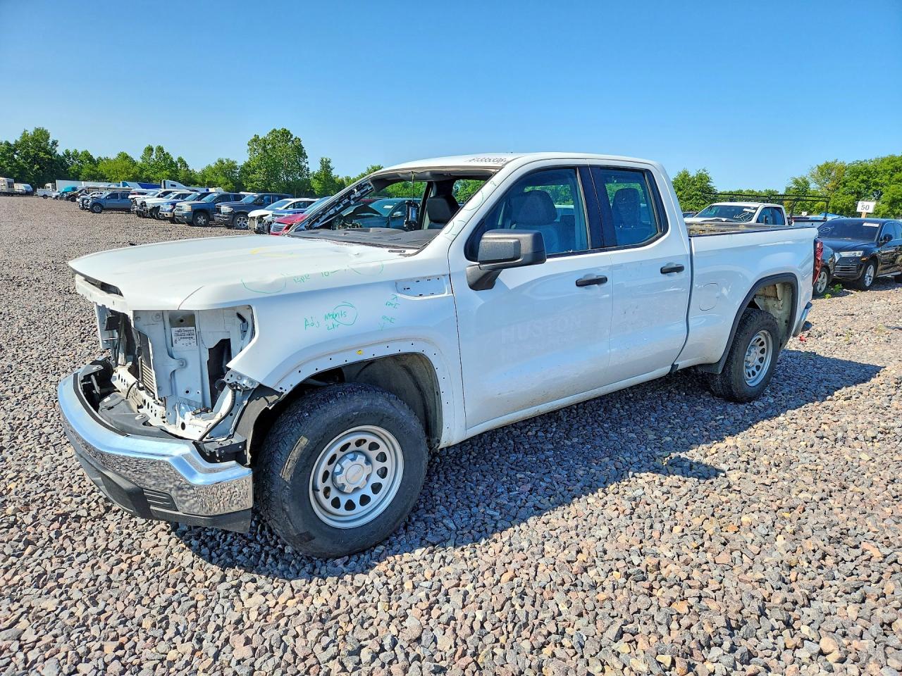 2023 GMC Sierra 1500 Pro, VIN 1GTRHAEK0PZ241594 — Front end