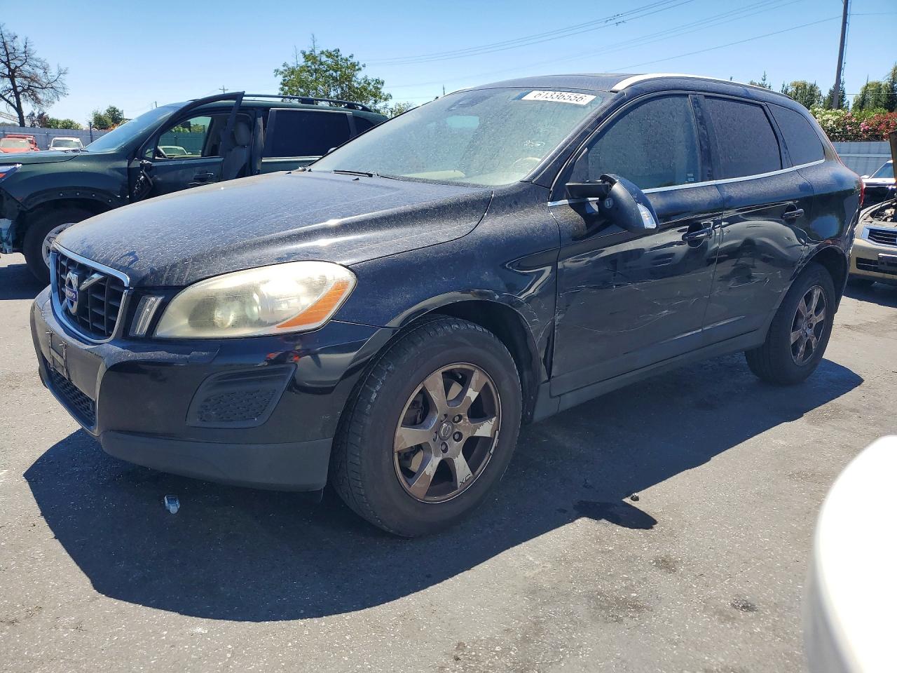 2012 Volvo XC60 3.2L, VIN YV4952DLXC2284462 — Бок
