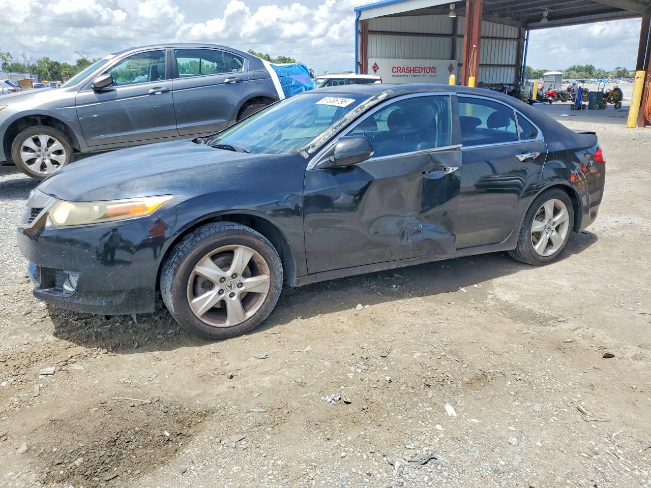 2009 Acura TSX, VIN JH4CU26669C011555 — Side