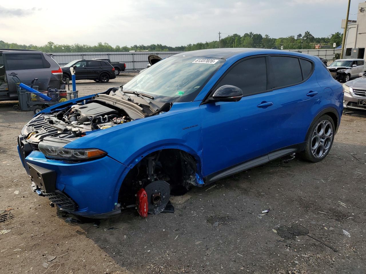 2024 Alfa Romeo Tonale Veloce, VIN ZASPATDW3R3061242 — Front end