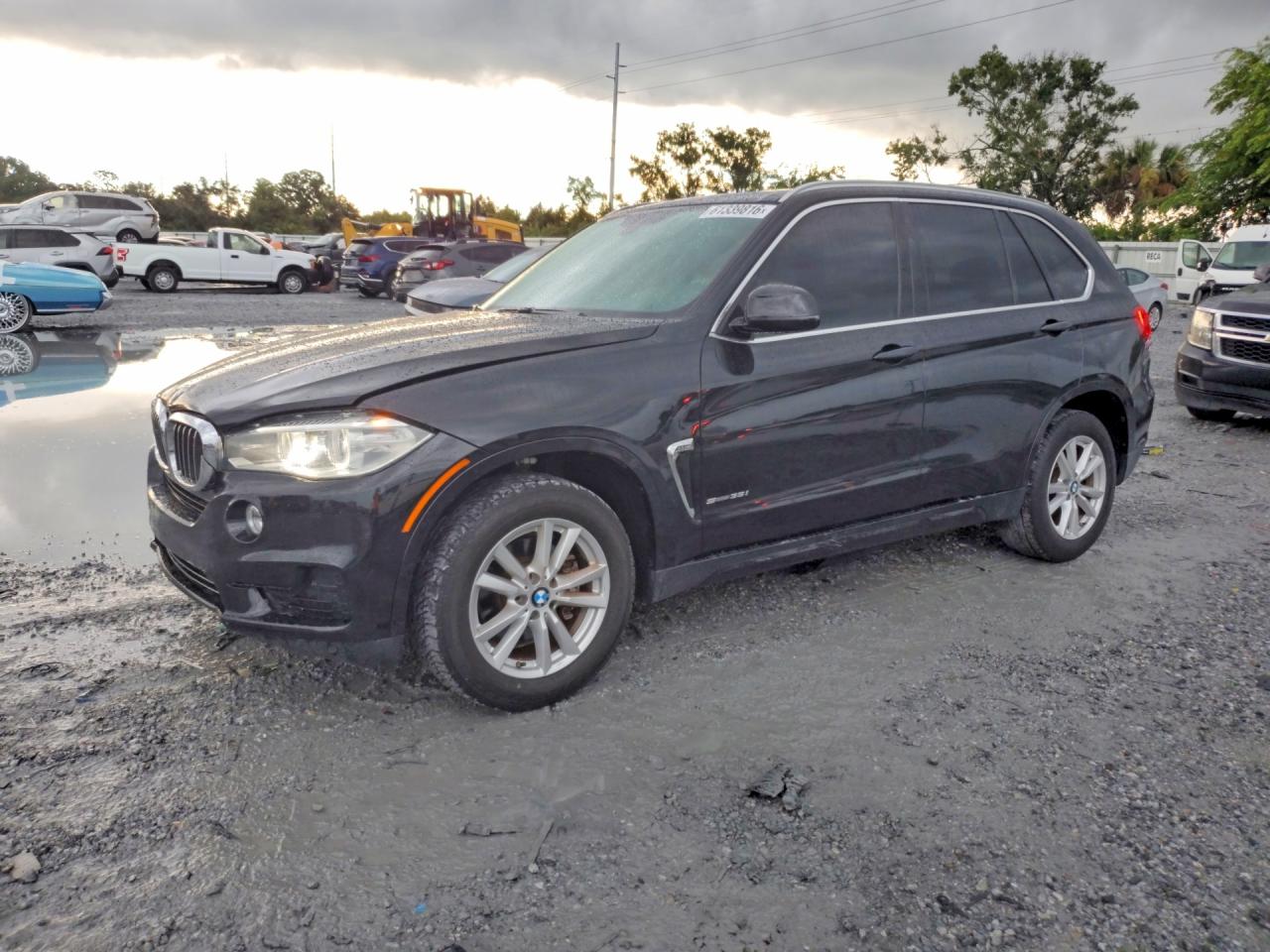 2015 BMW X5 sDrive35i, VIN 5UXKR2C54F0H39531 — Front end