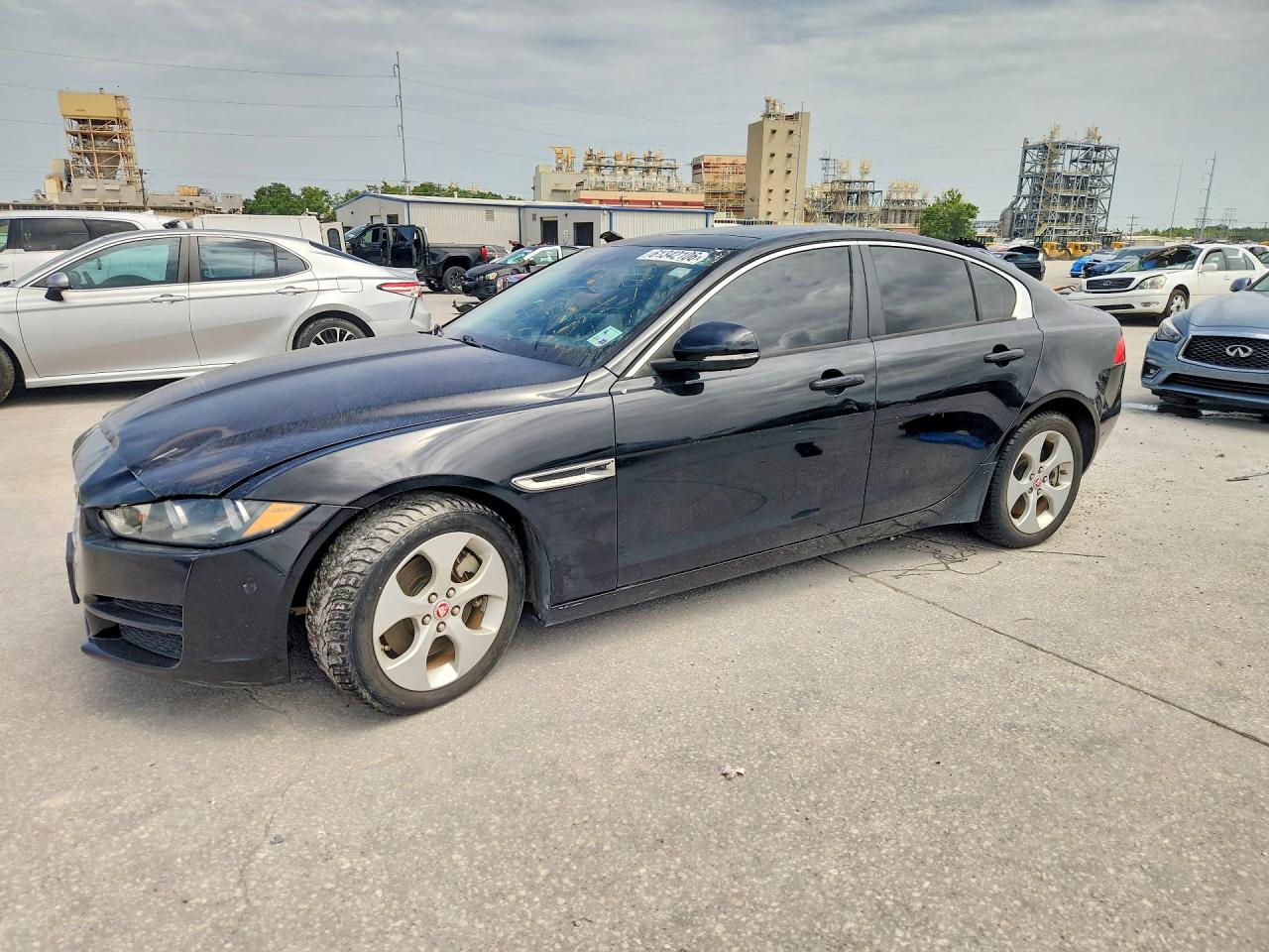 2018 Jaguar XE 25t, VIN SAJAR4FX1JCP39188 — Front end
