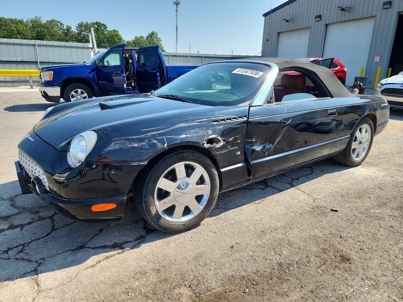 2003 Ford Thunderbird Deluxe, VIN 1FAHP60A83Y100899 — Front end