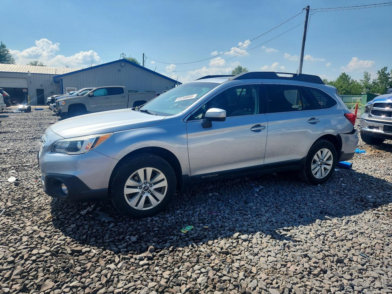 2015 Subaru Outback Premium, VIN 4S4BSBDC5F3240442 — Rear end