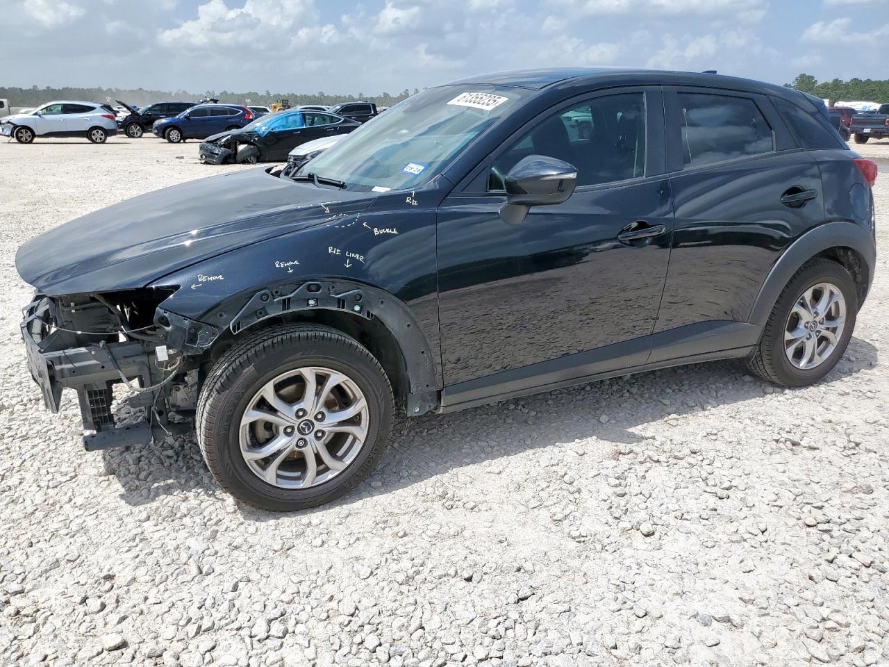 2019 Mazda CX-3 Sport, VIN JM1DKDB72K1439663 — Front end