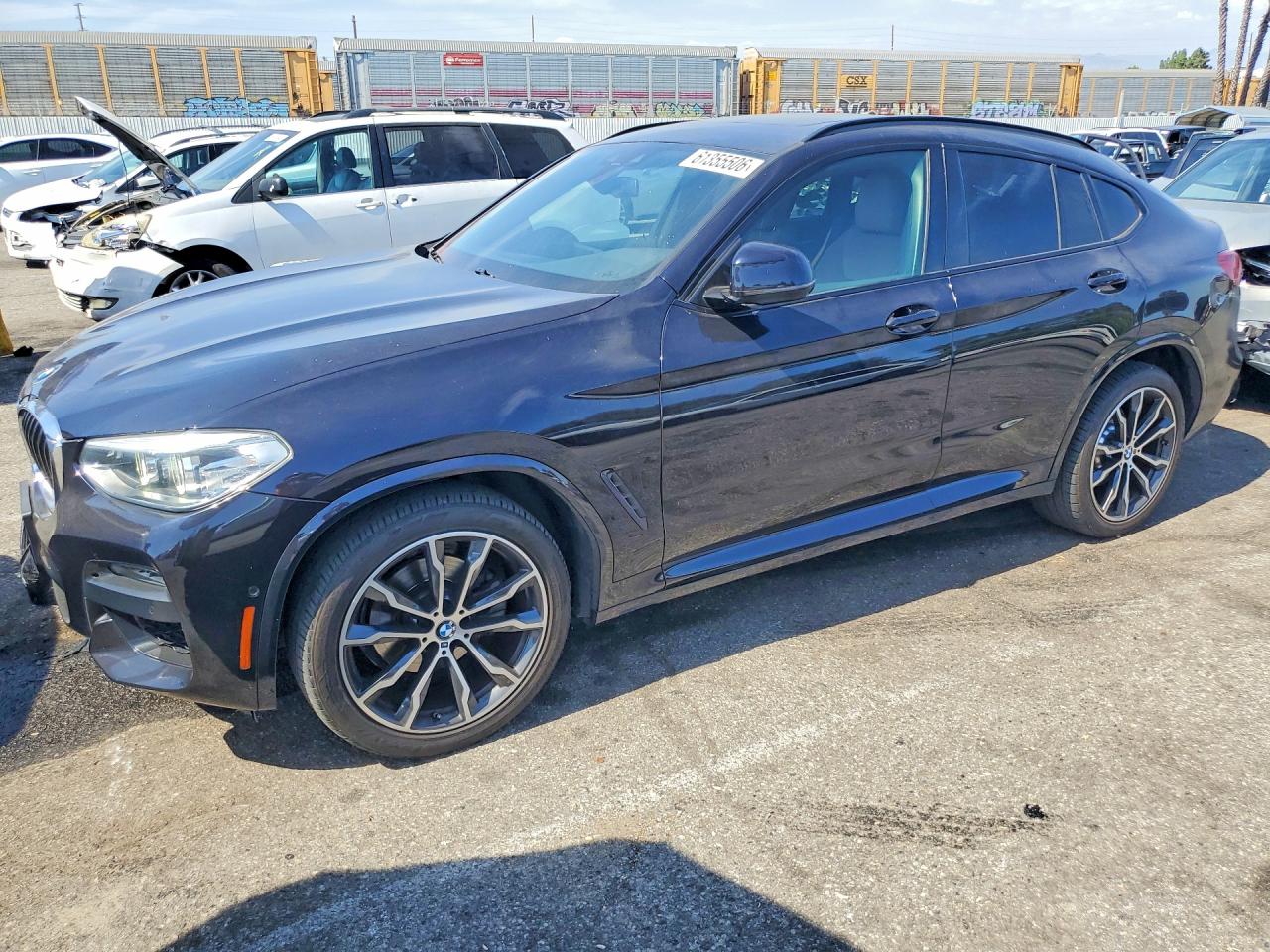 2020 BMW X4 xDrive30i, VIN 5UX2V1C07LLE67576 — Front end