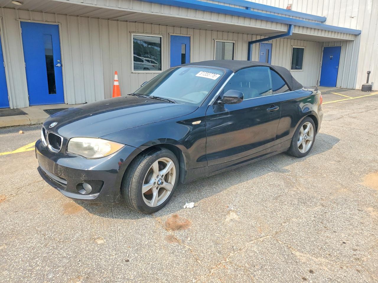 2013 BMW 1 Series 128i, VIN WBAUL7C54DVU10055 — Front end