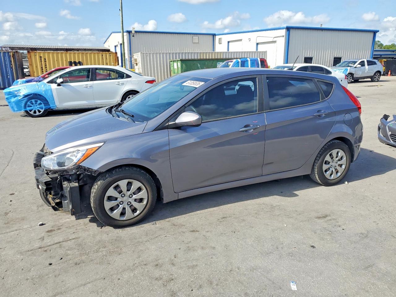 2017 Hyundai Accent SE, VIN KMHCT5AE8HU346793 — Перед