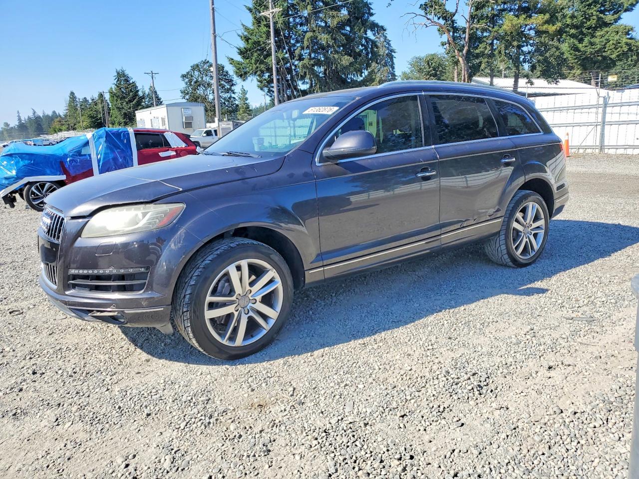 2012 Audi Q7 Premium Plus, VIN WA1LMAFE3CD002536 — Side
