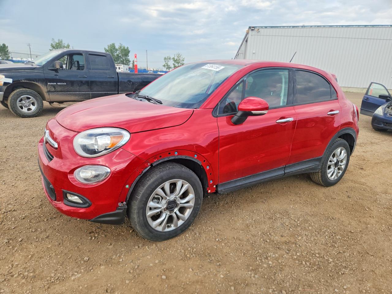 2016 FIAT 500X Easy, VIN ZFBCFYBT4GP433181 — Бок